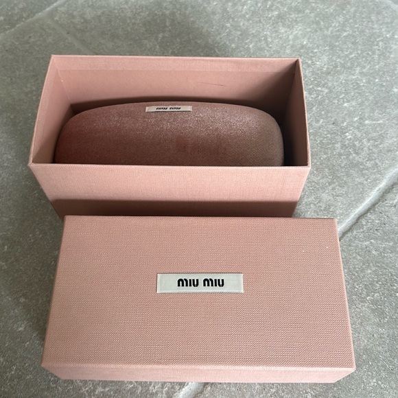 miu miu round sunglasses, brand new, never worn - Picture 2 of 5